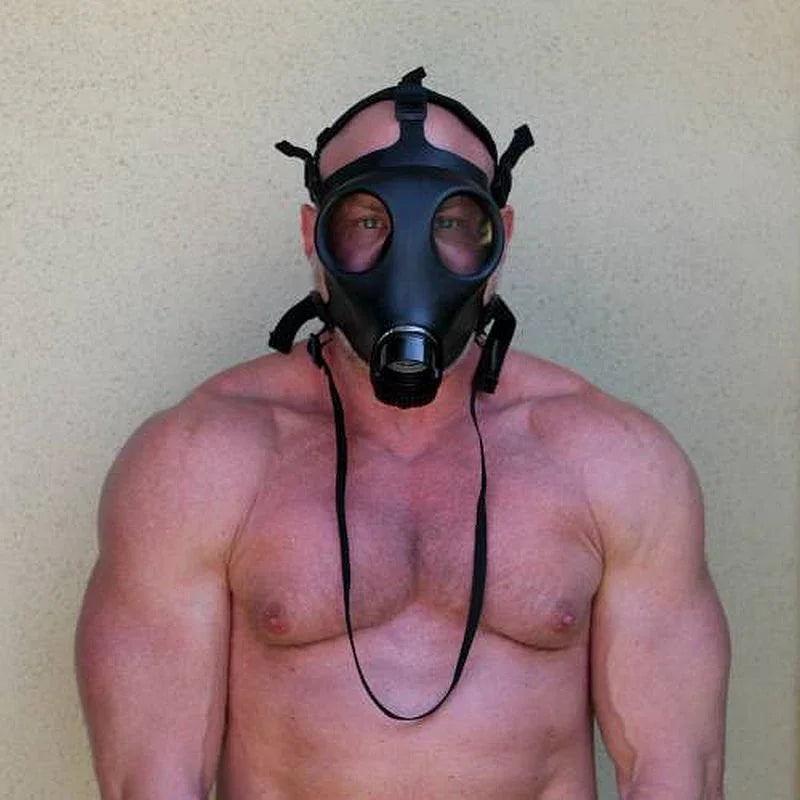 Adjustable Rubber Gas Mask - Take A Peek