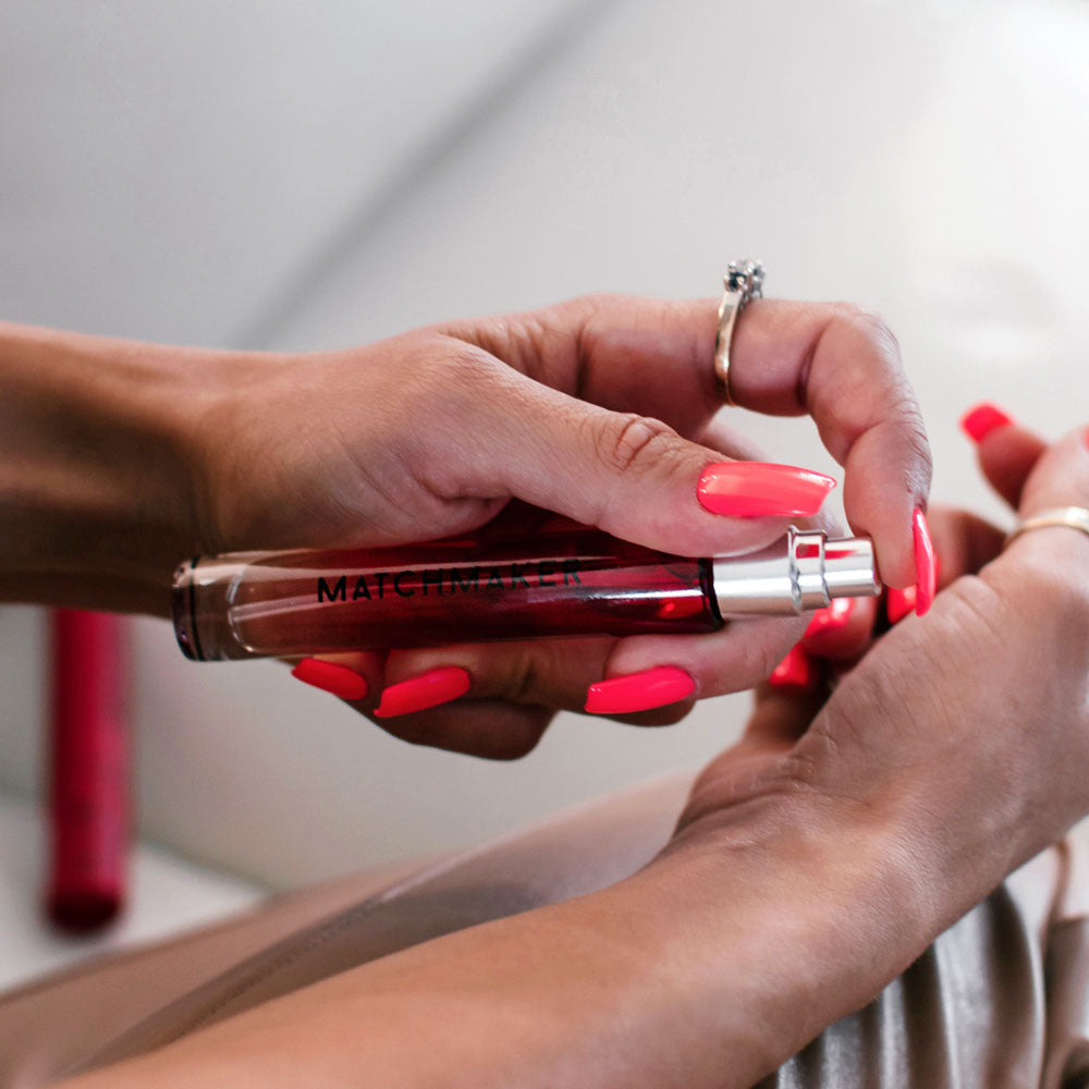 Eye of Love Matchmaker Diamond LGTBQ - 10 ml - Pheromone Parfum for Women to attract Women - 10 ml Spray - Take A Peek