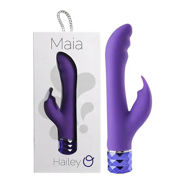 Maia Hailey - Take A Peek