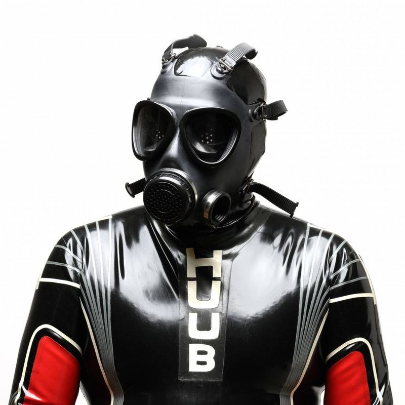Military Adjustable Strap Rubber Gas Mask - Take A Peek