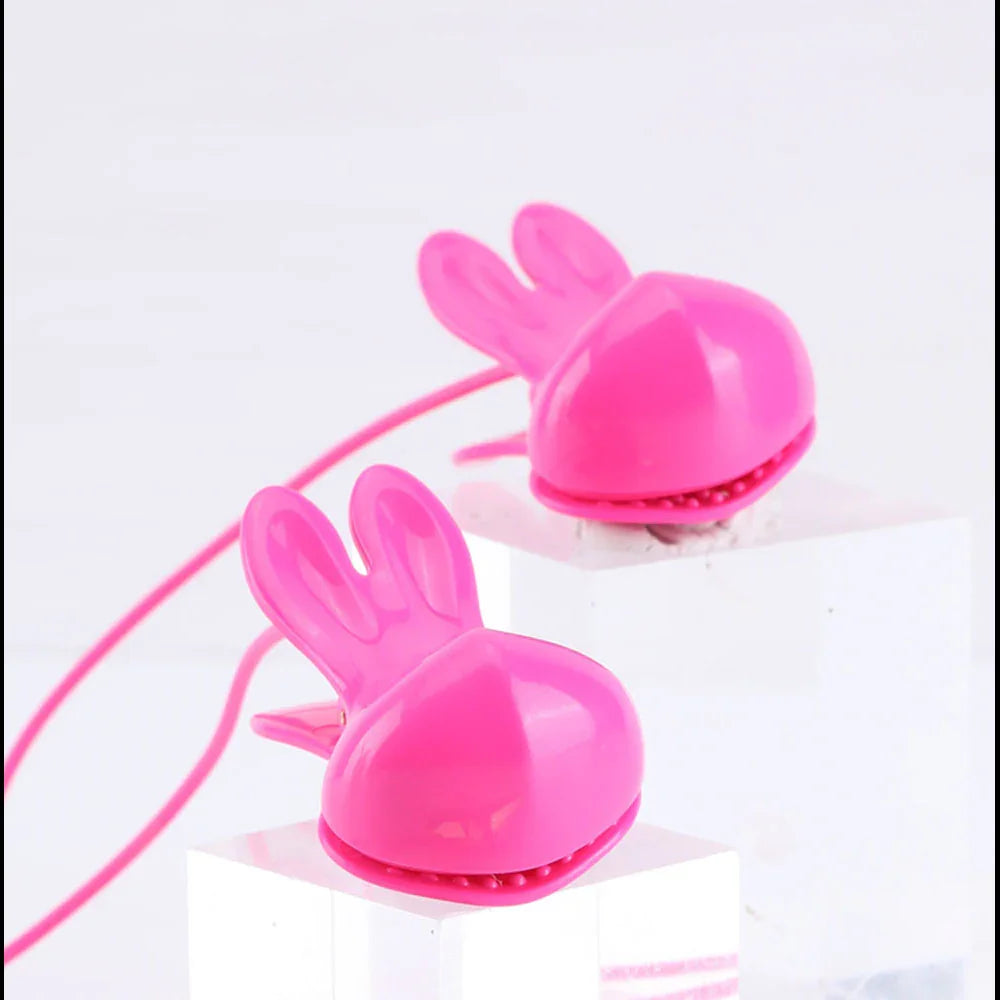 Maia MOLLI - - USB Rechargeable Vibrating Nipple Clamps & Necklace - Take A Peek