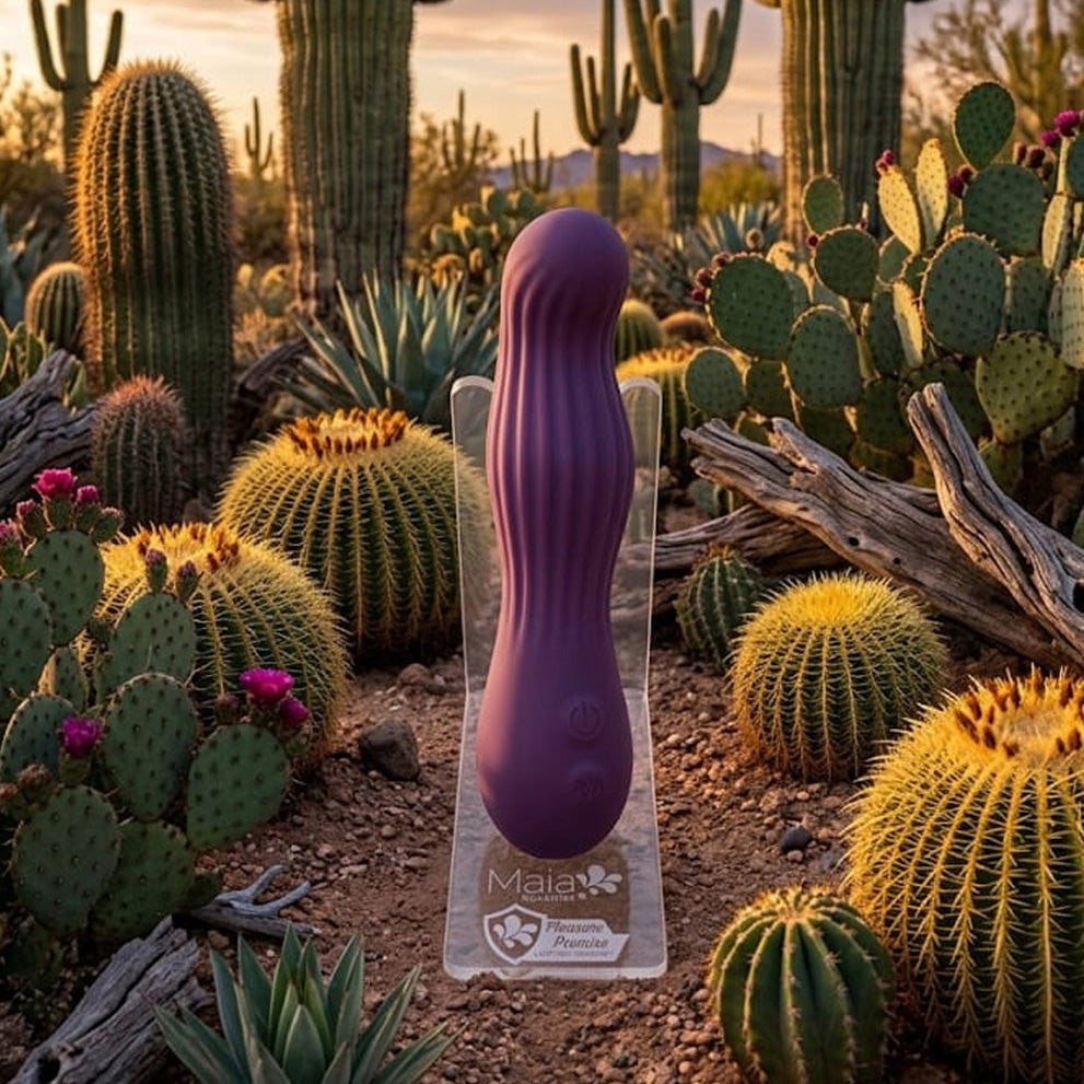 Maia MESA - 15.2 cm USB Rechargeable Vibrator - Take A Peek