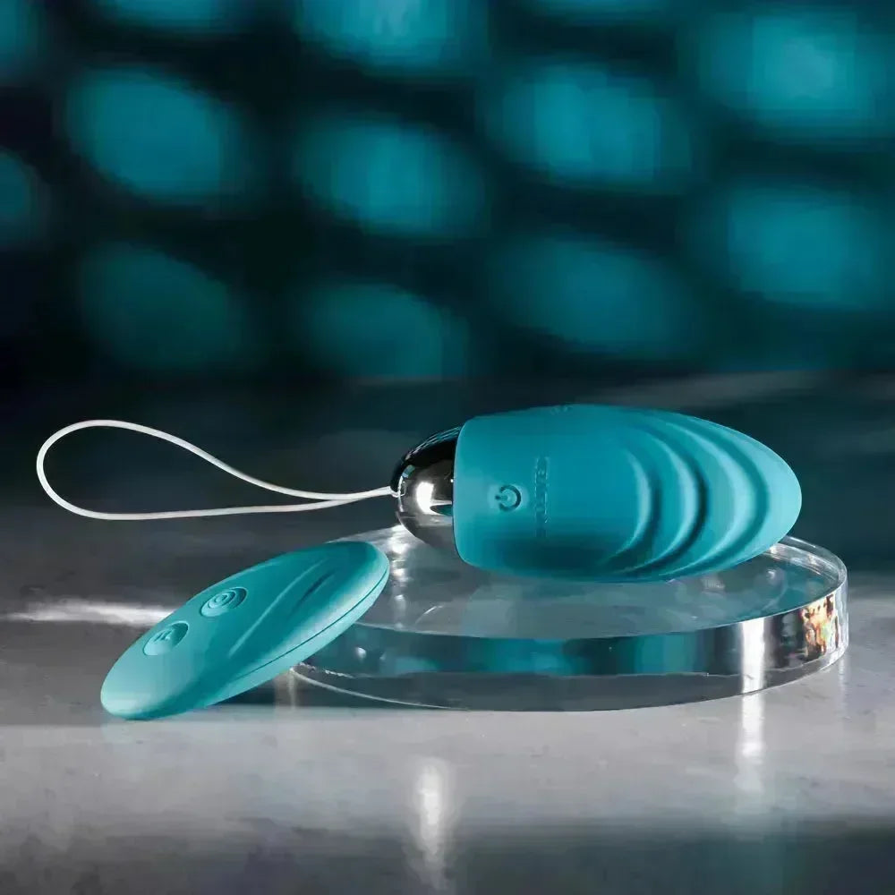 Evolved OVAL OFFICE - 8.5 cm USB Rechargeable Wireless Egg with Remote Control - Take A Peek