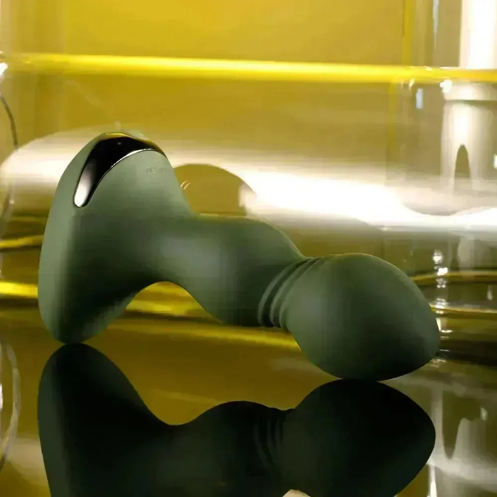 Evolved LIEUTENANT - 12.2 cm USB Rechargeable Vibrating Butt Plug - Take A Peek