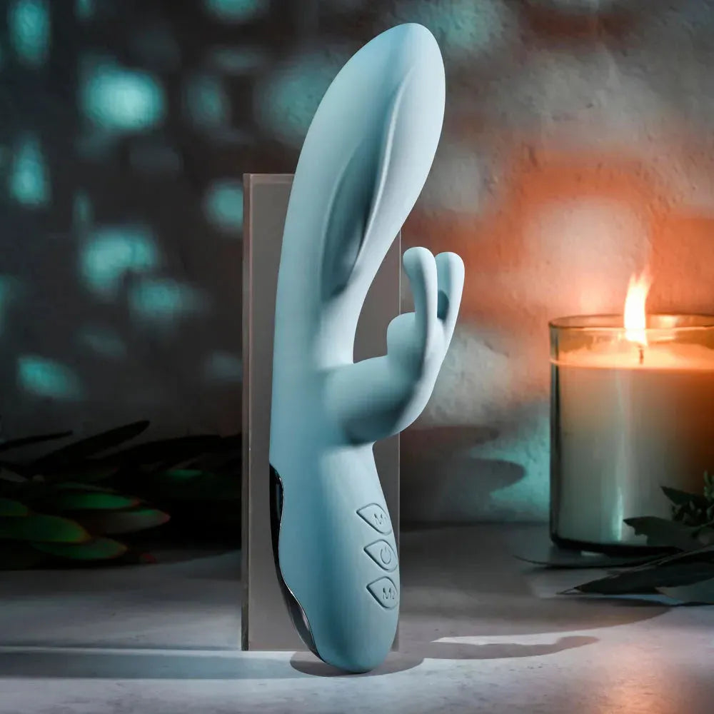 Evolved BOSS BUNNY - Take A Peek