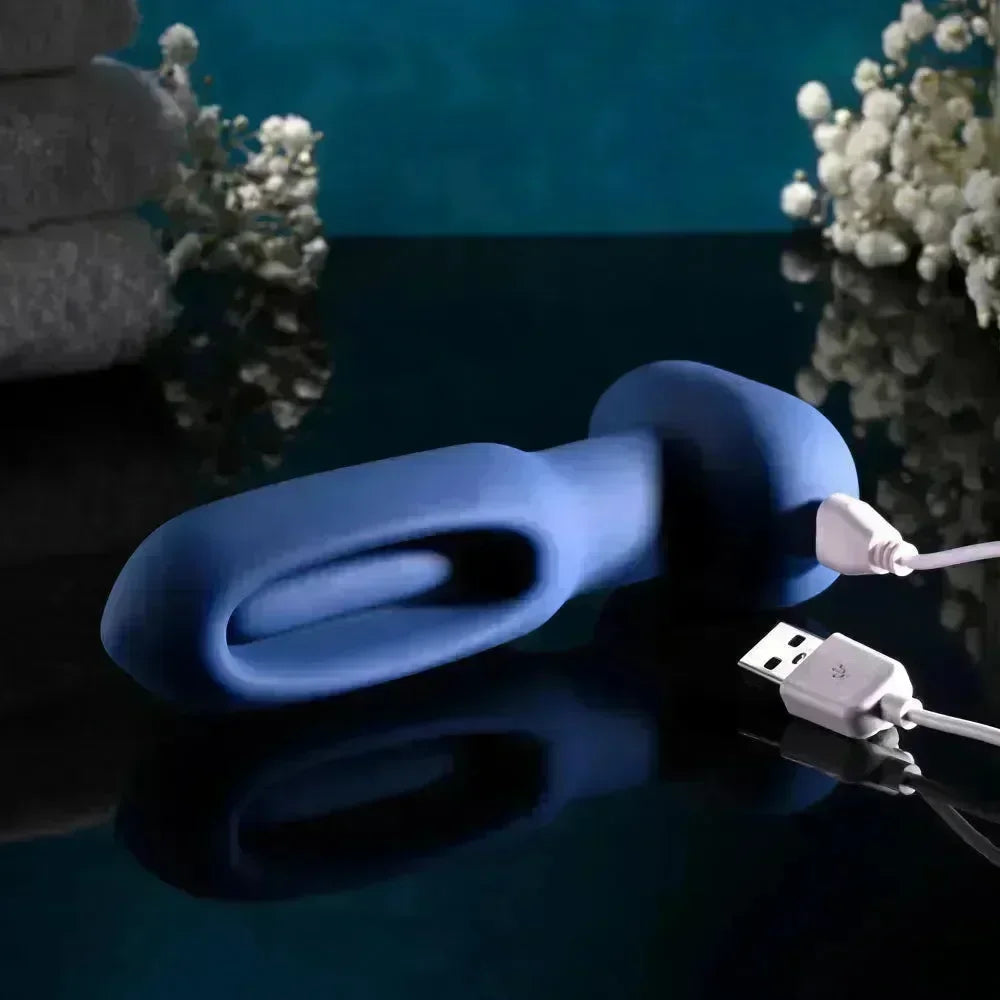 Evolved THE FLAPPER - 14 cm USB Rechargeable Vibrating and Flapping Butt Plug with Remote - Take A Peek