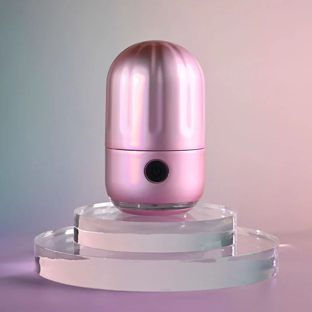 Evolved VACATION VIBES - VIBRATING - /Black 8.5 cm USB Rechargeable Vibrating Stimulator - Take A Peek