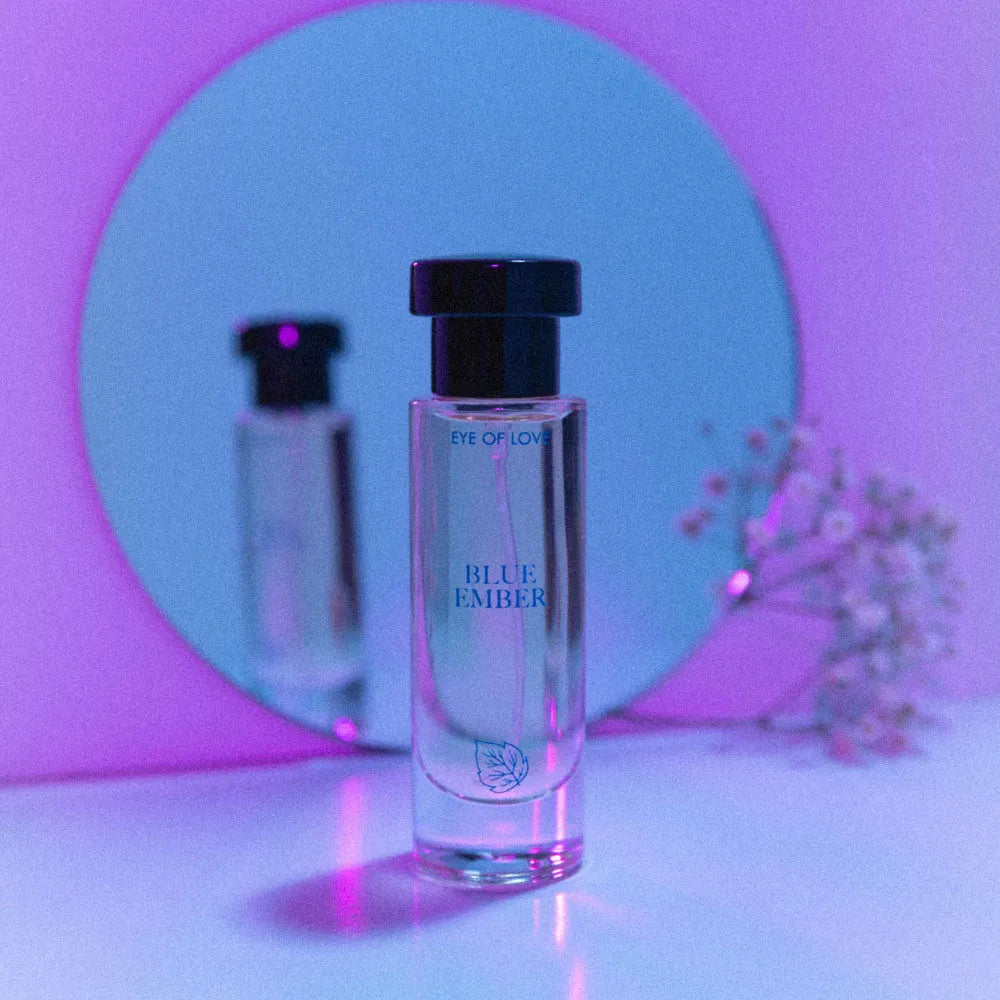 Eye Of Love Love In Bloom Blue Ember Pheromone Cologne - 30ml - Citrus & Cedar Scented Pheromone Cologne for Men to attract Women - 30 ml Spray - Take A Peek