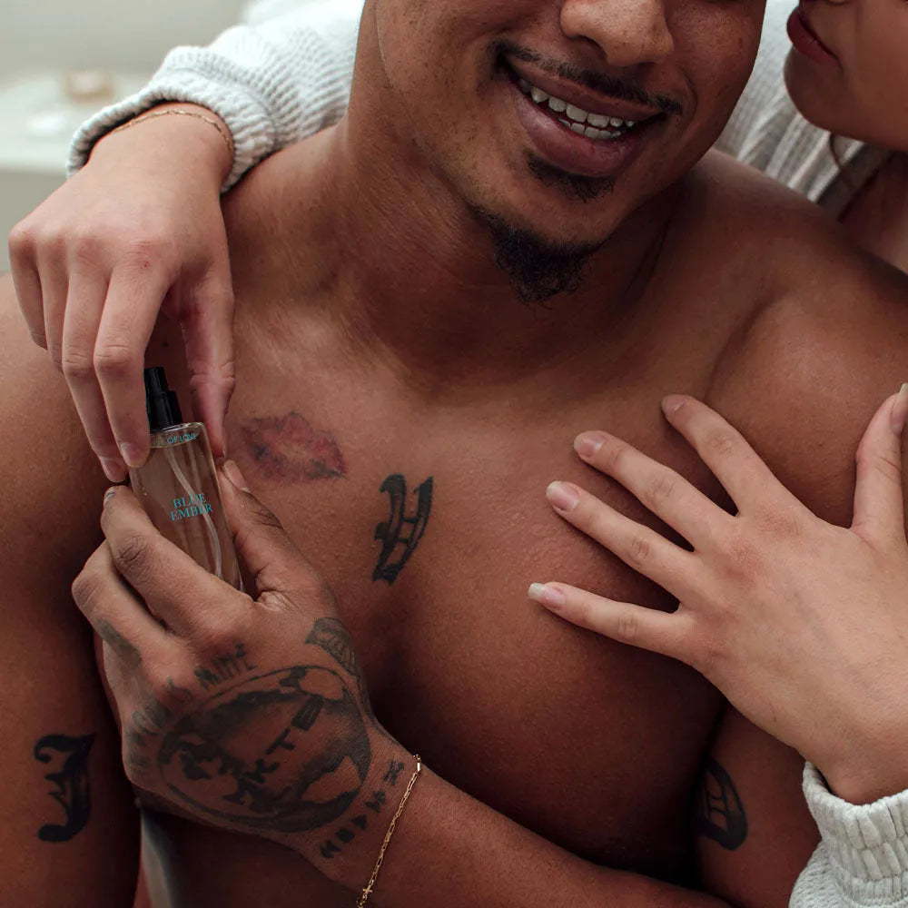 Eye Of Love Love In Bloom Blue Ember Pheromone Cologne - 30ml - Citrus & Cedar Scented Pheromone Cologne for Men to attract Women - 30 ml Spray - Take A Peek