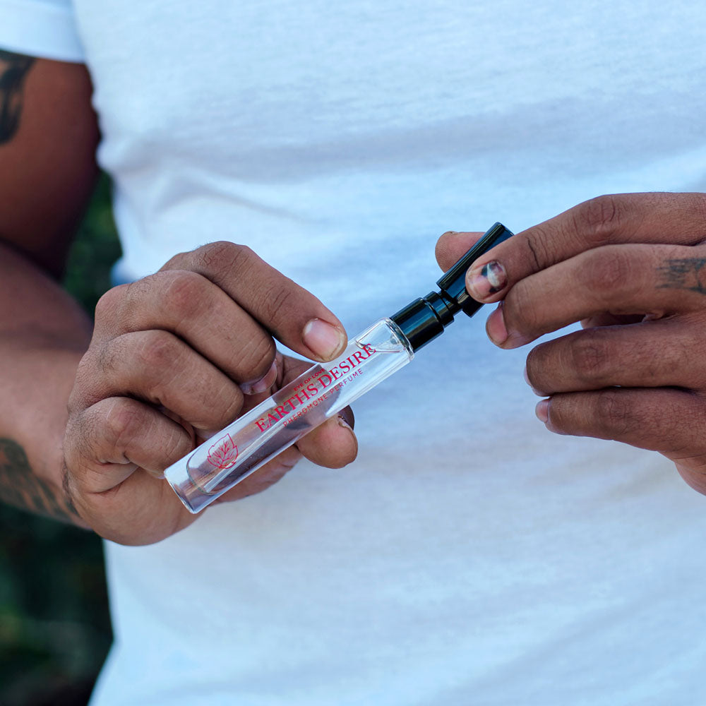 Eye Of Love Love In Bloom Earths Desire Pheromone Cologne - 10ml - Cypress & Bergamot Scented Pheromone Cologne for Men to attract Women - 10 ml Spray - Take A Peek