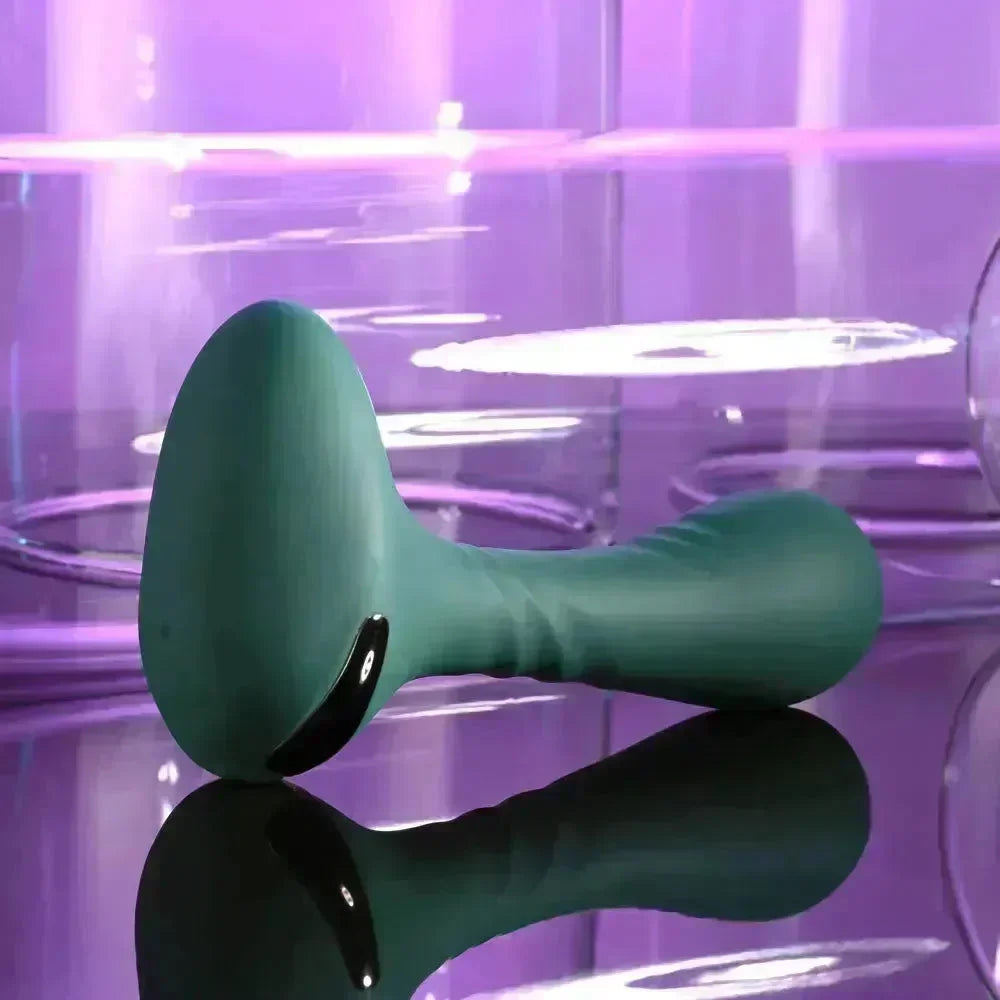 Gender X GOES ANYWHERE - 12.4 cm USB Rechargeable Vibrator - Take A Peek