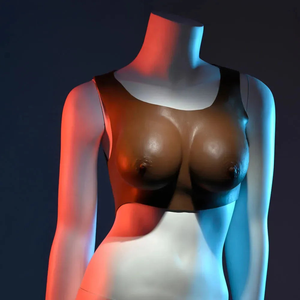 Gender X UNDERGARMENTS - PLATE C-CUP - Dark - Take A Peek