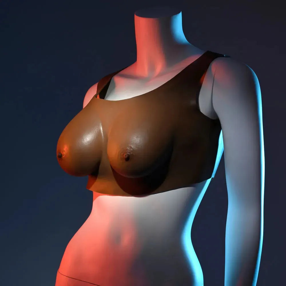 Gender X UNDERGARMENTS - PLATE C-CUP - Dark - Take A Peek