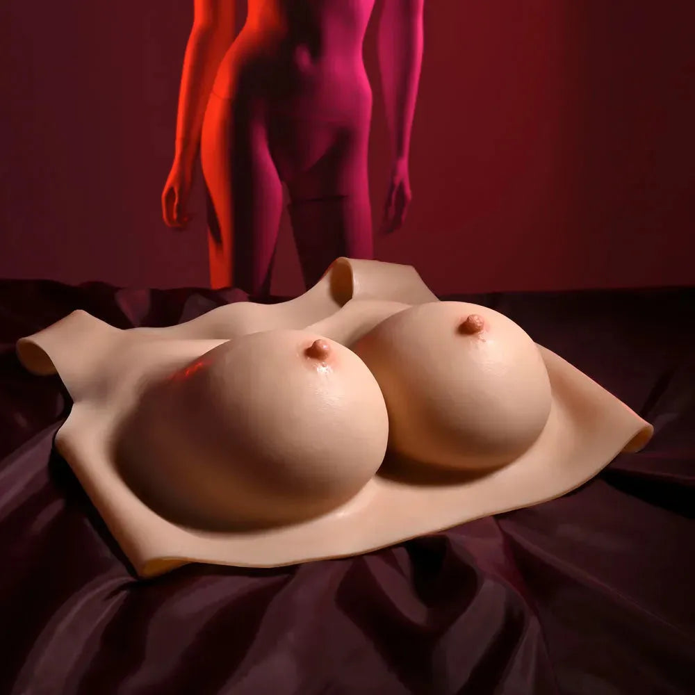 Gender X UNDERGARMENTS - PLATE D-CUP - Light - Take A Peek