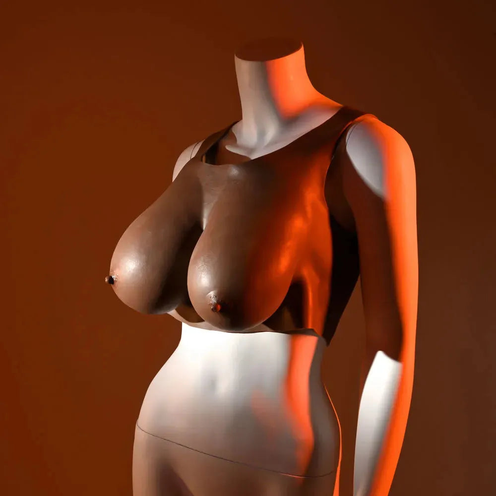 Gender X UNDERGARMENTS - PLATE E-CUP - Dark - Take A Peek