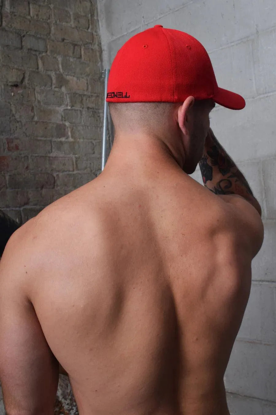 ICON CAP - RED - Take A Peek