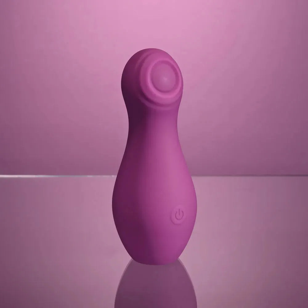 Playboy Pleasure THE JET SET - TAPPING - Take A Peek
