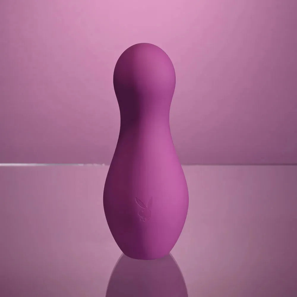 Playboy Pleasure THE JET SET - TAPPING - Take A Peek