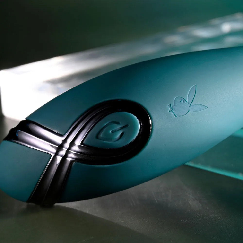 Playboy Pleasure PINPOINT PERFECTION - 19.3 cm USB Rechargeable Poseable Vibrator - Take A Peek