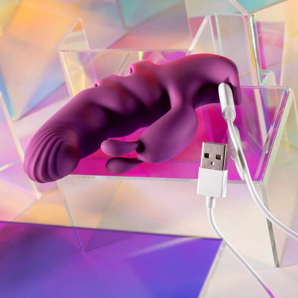 Playboy Pleasure LEND A HAND - USB Rechargeable Finger Vibrator - Take A Peek