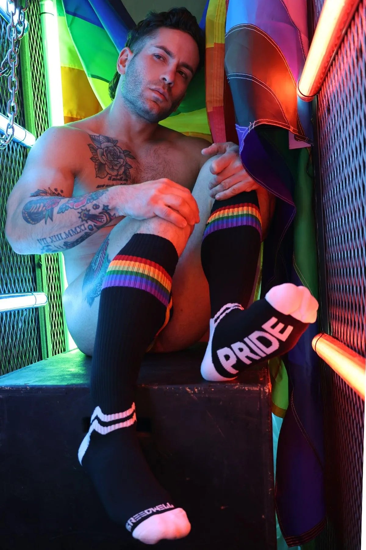 PRIDE SOCKS PRIDE 9-12 - Take A Peek