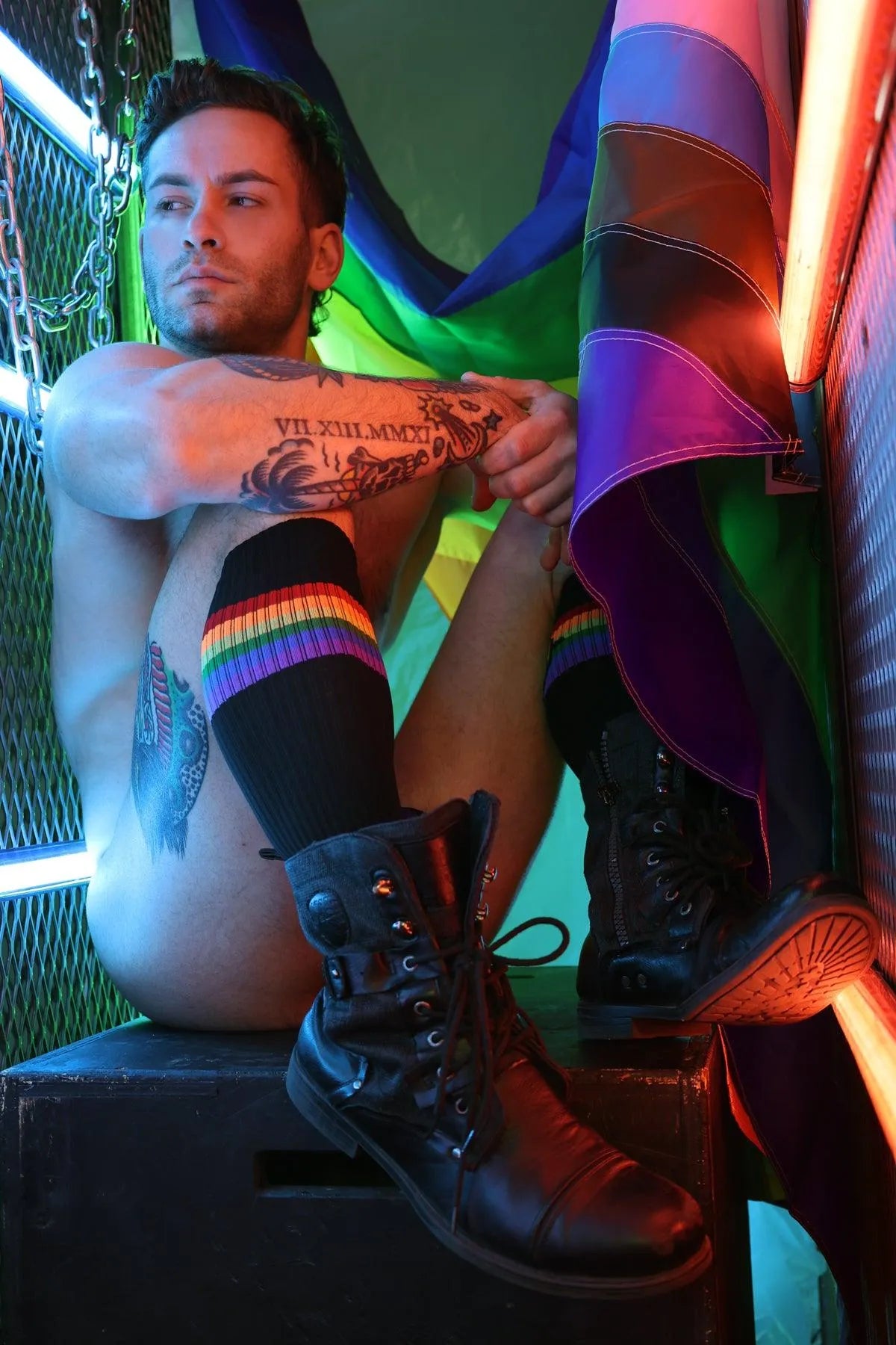 PRIDE SOCKS PRIDE 9-12 - Take A Peek
