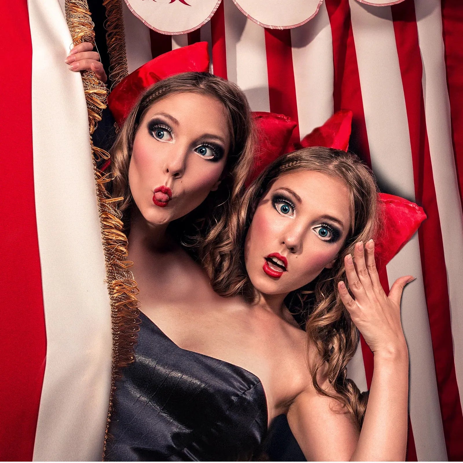 Fleshlight Fantasy Twisted Sisters - Take A Peek