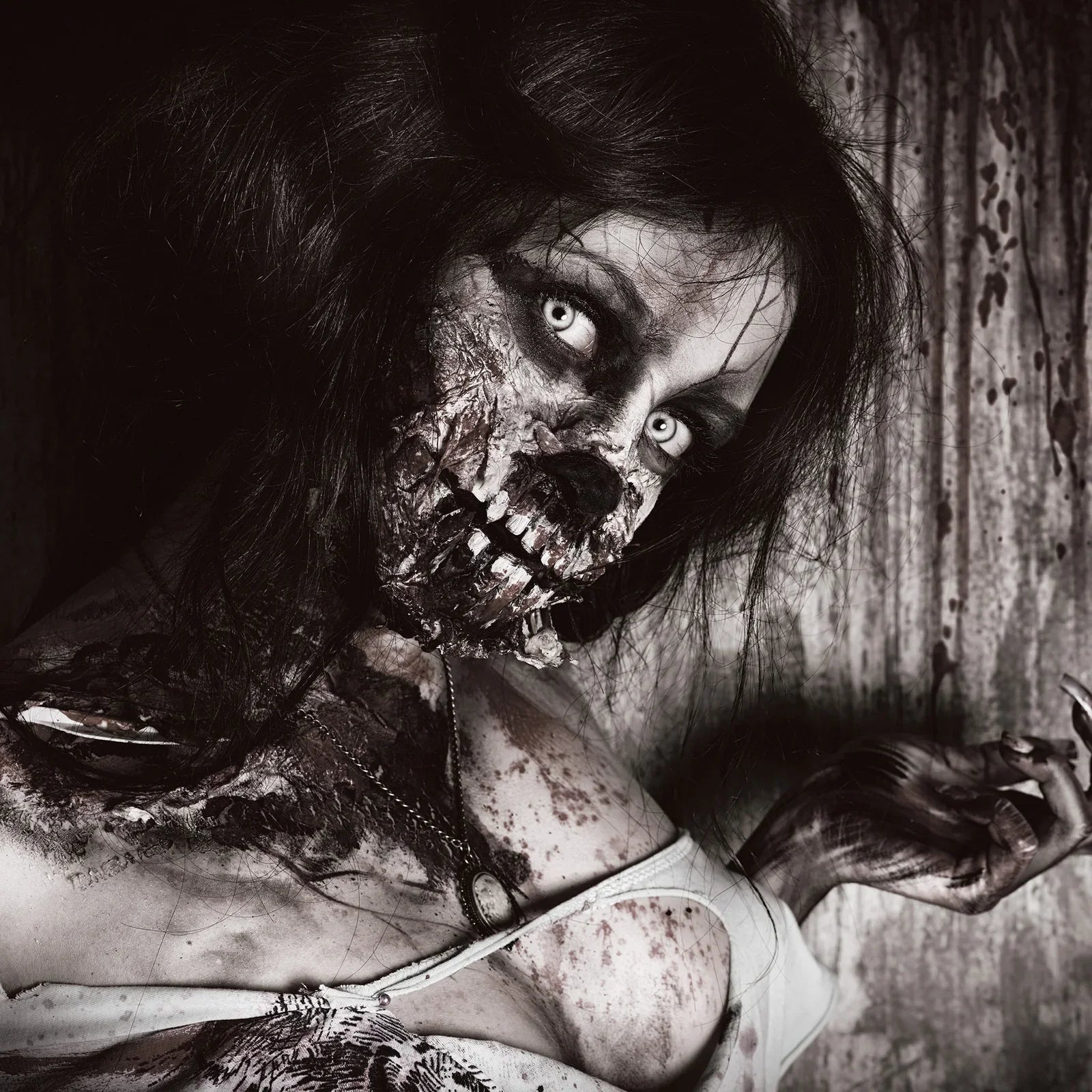 Fleshlight Fantasy Zombie - Take A Peek
