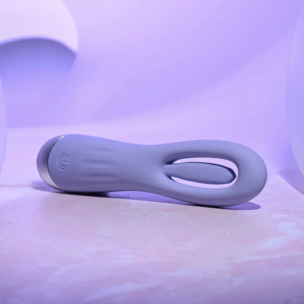 Selopa IN A FLAP - 15 cm USB Rechargeable Flicking Stimulator - Take A Peek