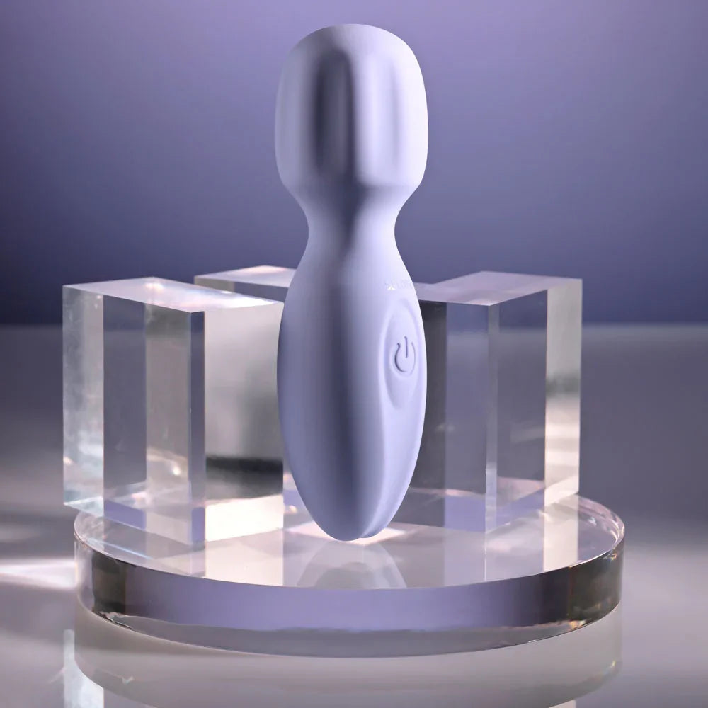 Selopa LIL' WAND - 11 cm USB Rechargeable Massage Wand - Take A Peek