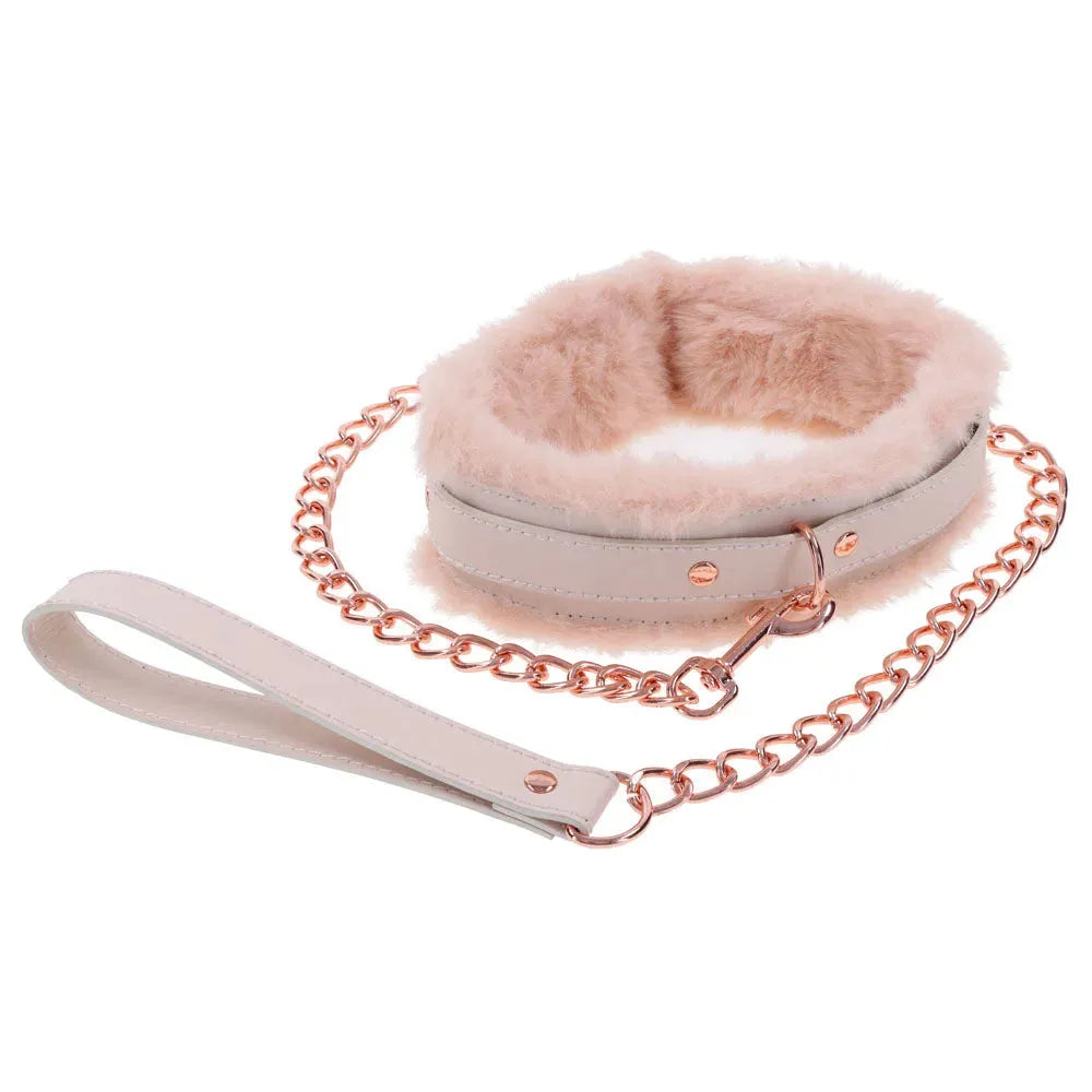Sex & Mischief Peaches n CreaMe Fur Collar & Leash - Take A Peek