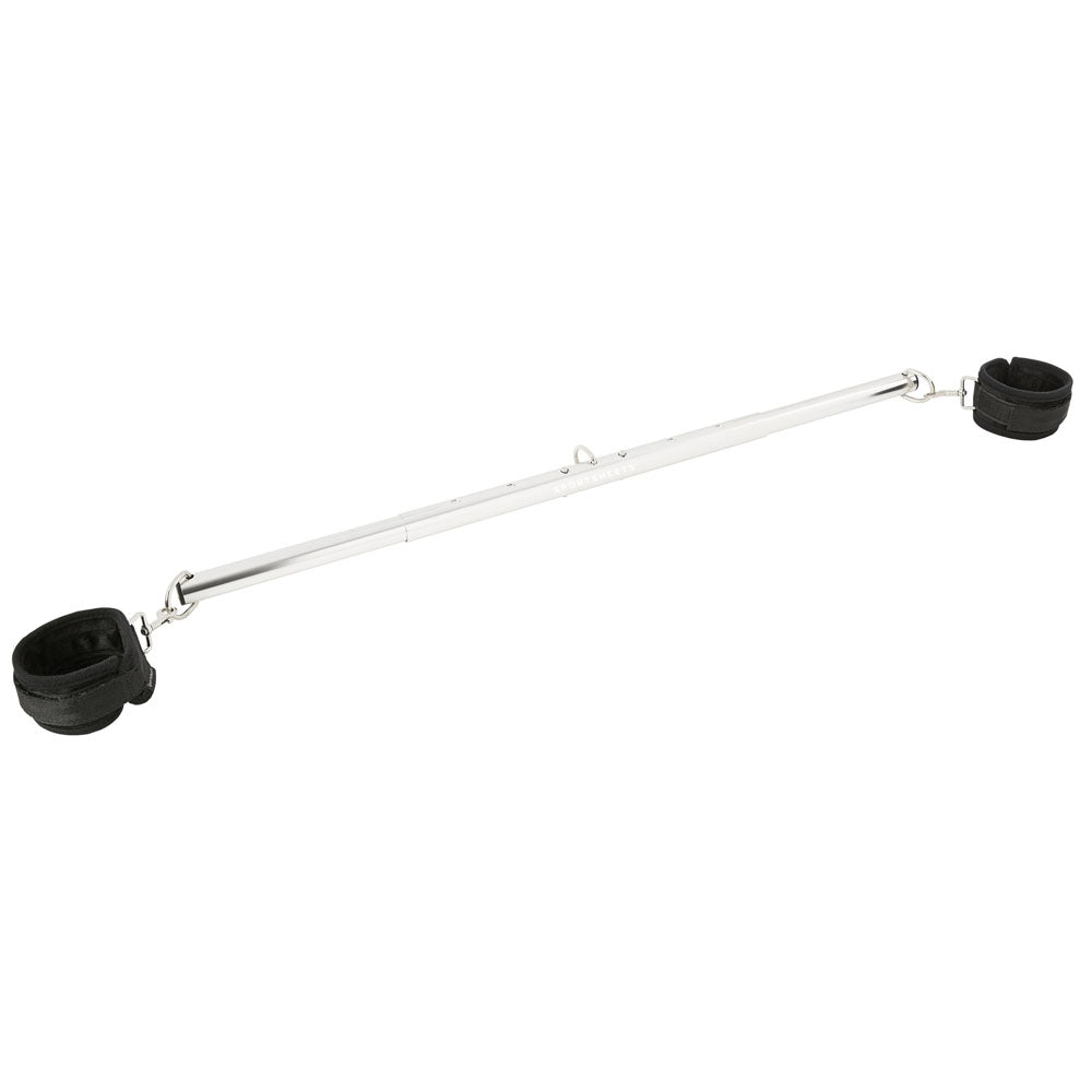 SPORTSHEETS Expandable Spreader Bar & Cuffs - Metal 74 cm Spreader Bar with Cuffs - Take A Peek