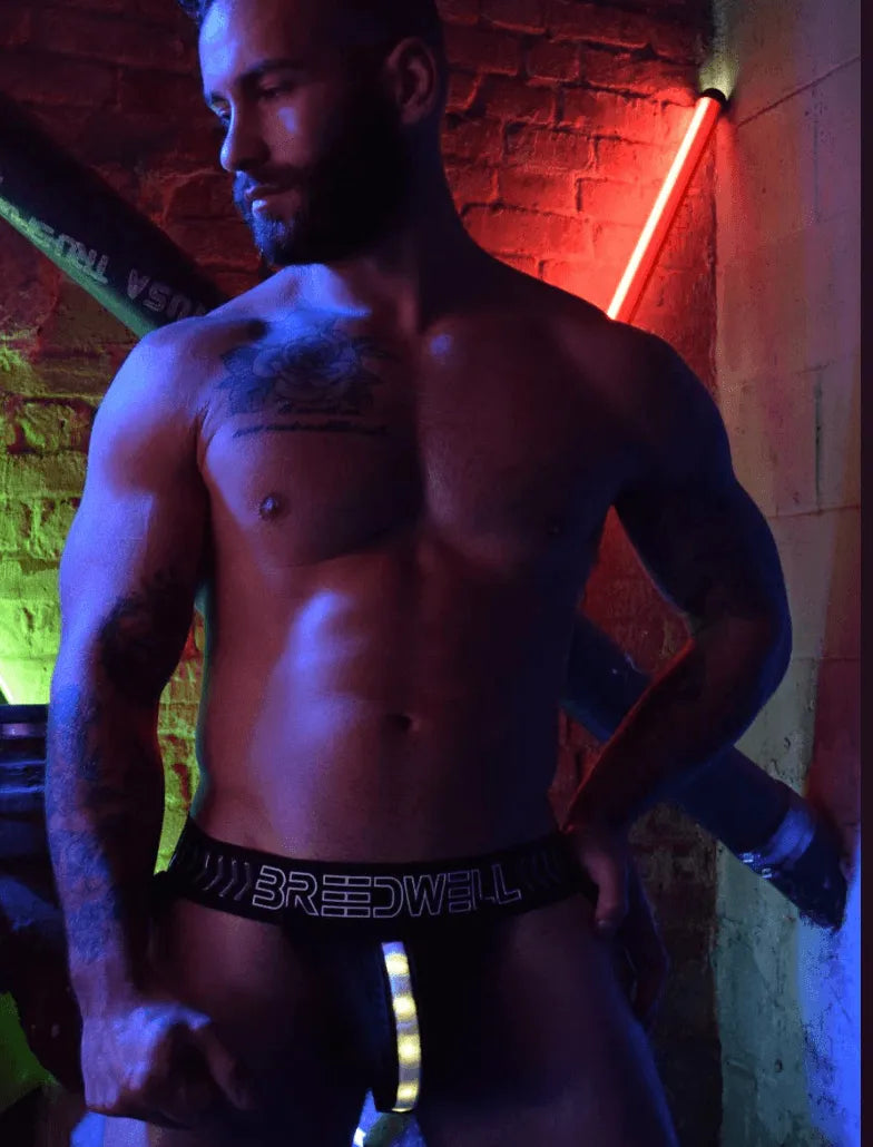 RAVE POUCH ONE SIZE - Take A Peek