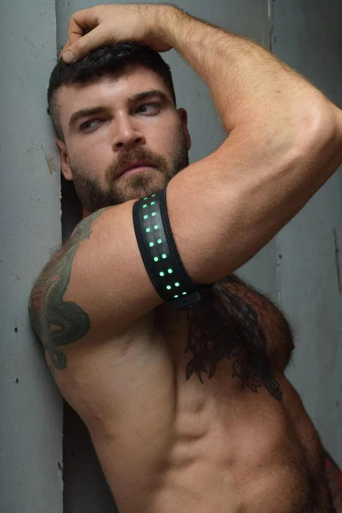 Starlight Armband - Take A Peek
