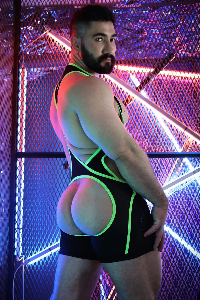 AFTER DARK SINGLET - Take A Peek