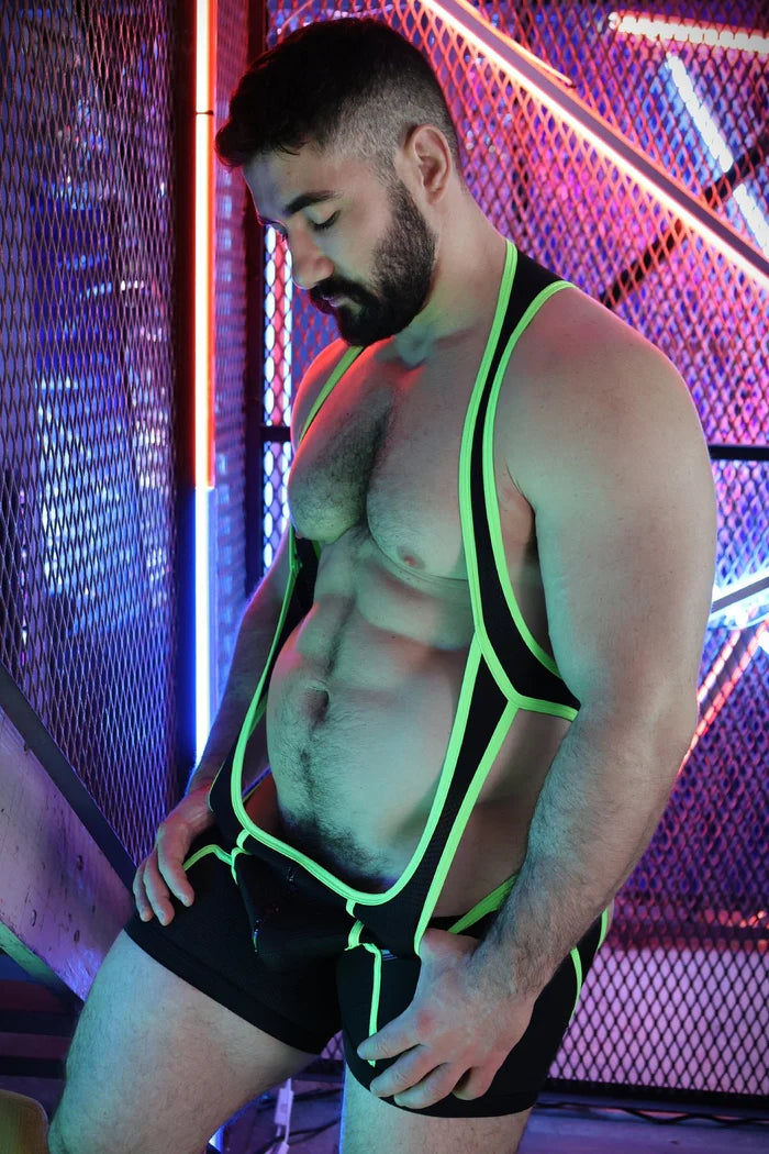 AFTER DARK SINGLET - Take A Peek
