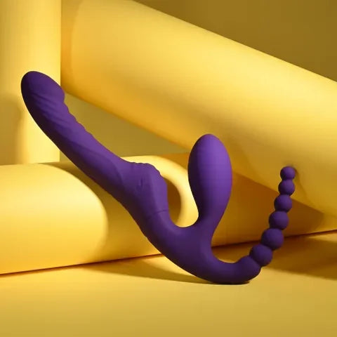 Playboy Pleasure HUG IT OUT - 29 cm USB Rechargeable Strapless Strap-On - Take A Peek