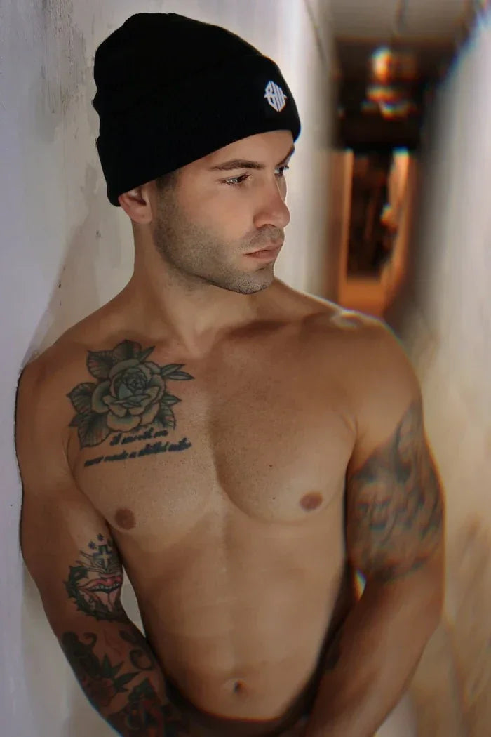 ICONIXXX BEANIE - Take A Peek