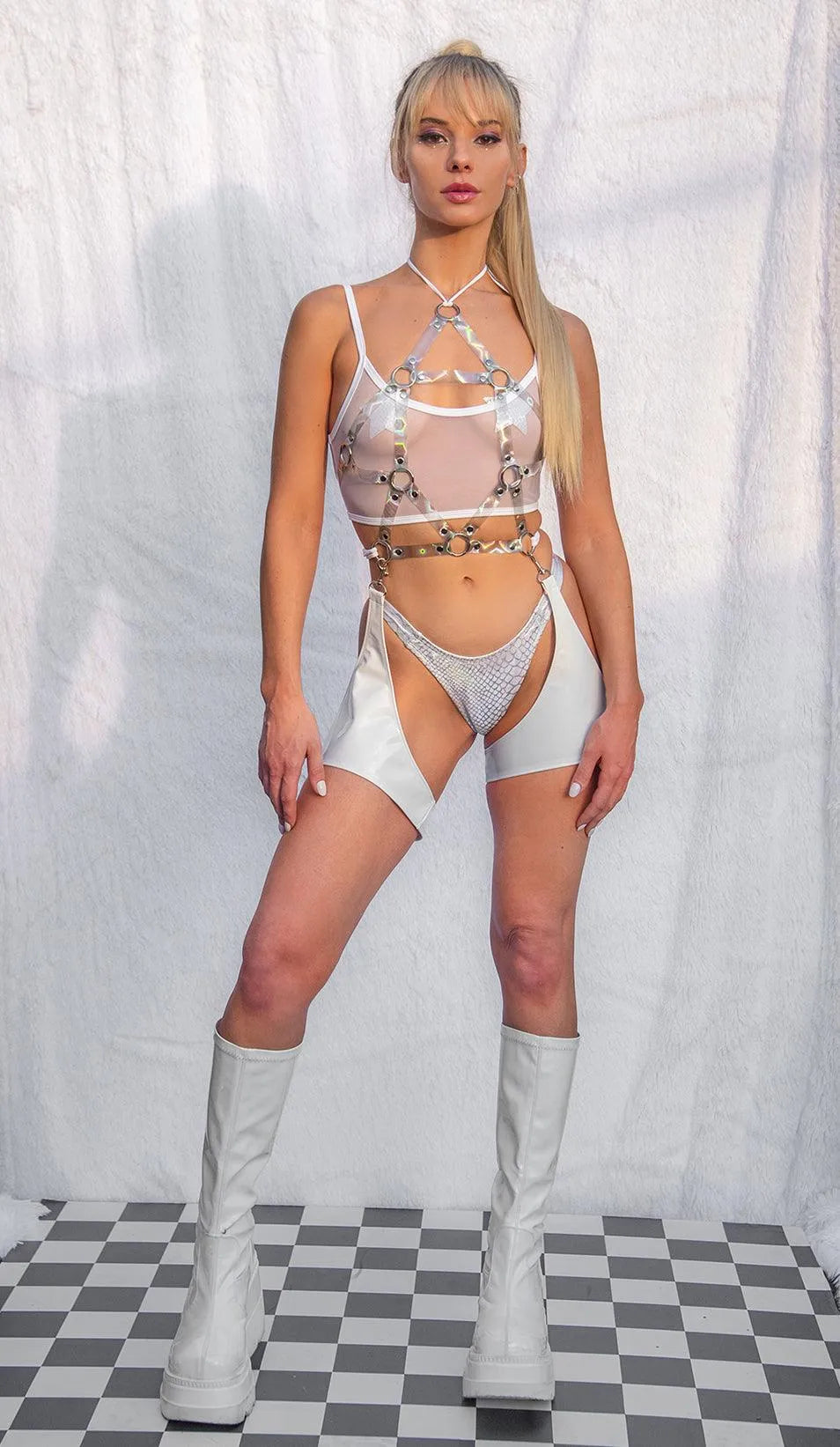 FE247 - Star Harness - Take A Peek