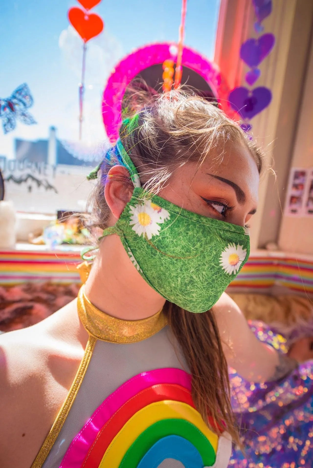 FF554 - Tailored Mask - Take A Peek