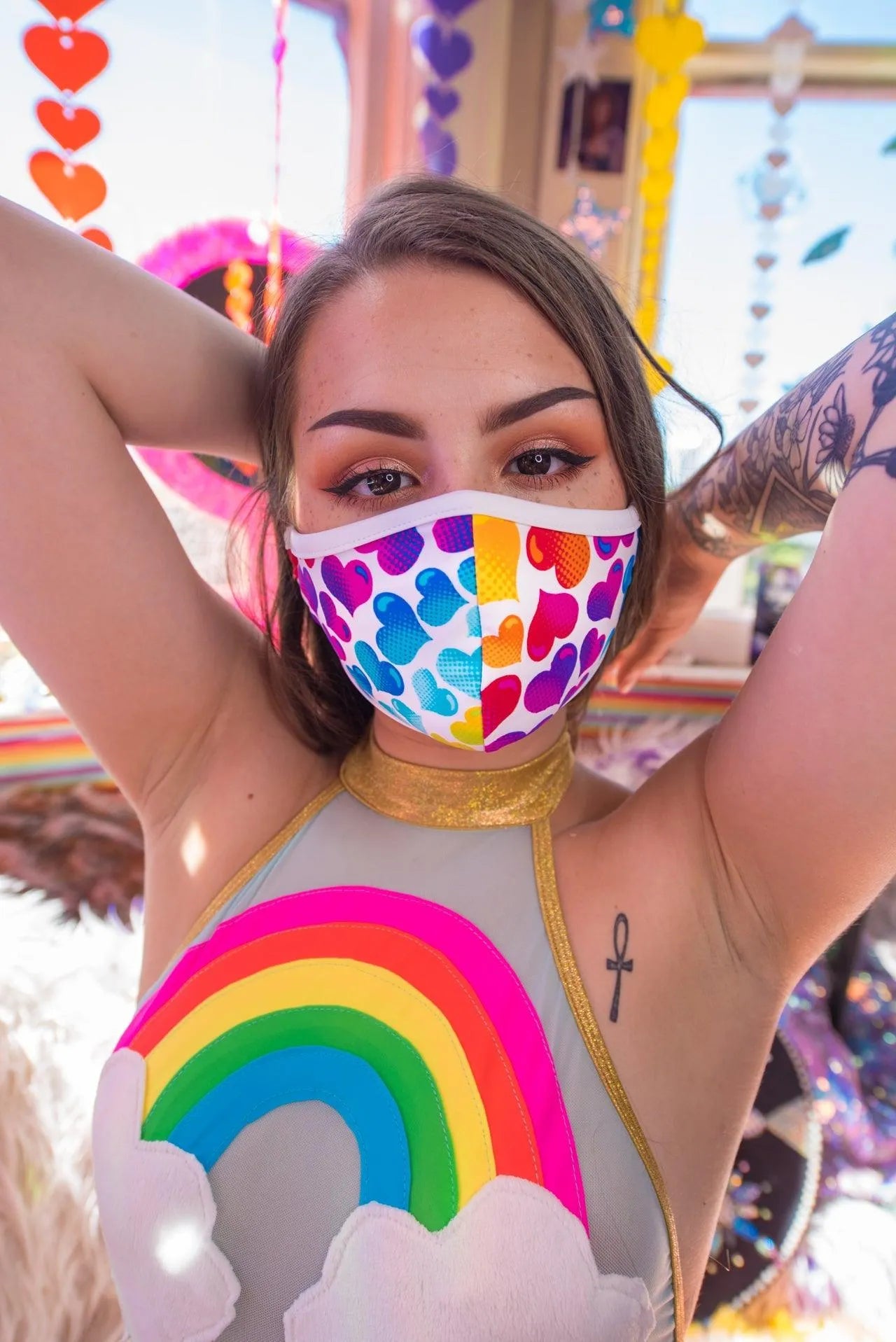 FF554 - Tailored Mask - Take A Peek