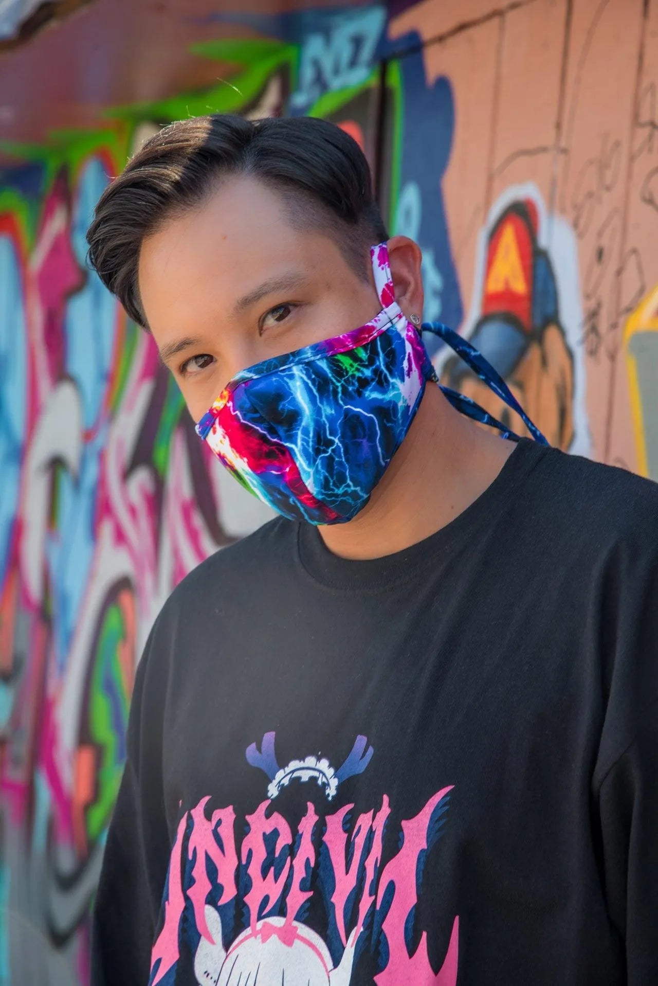 FF554 - Tailored Mask - Take A Peek
