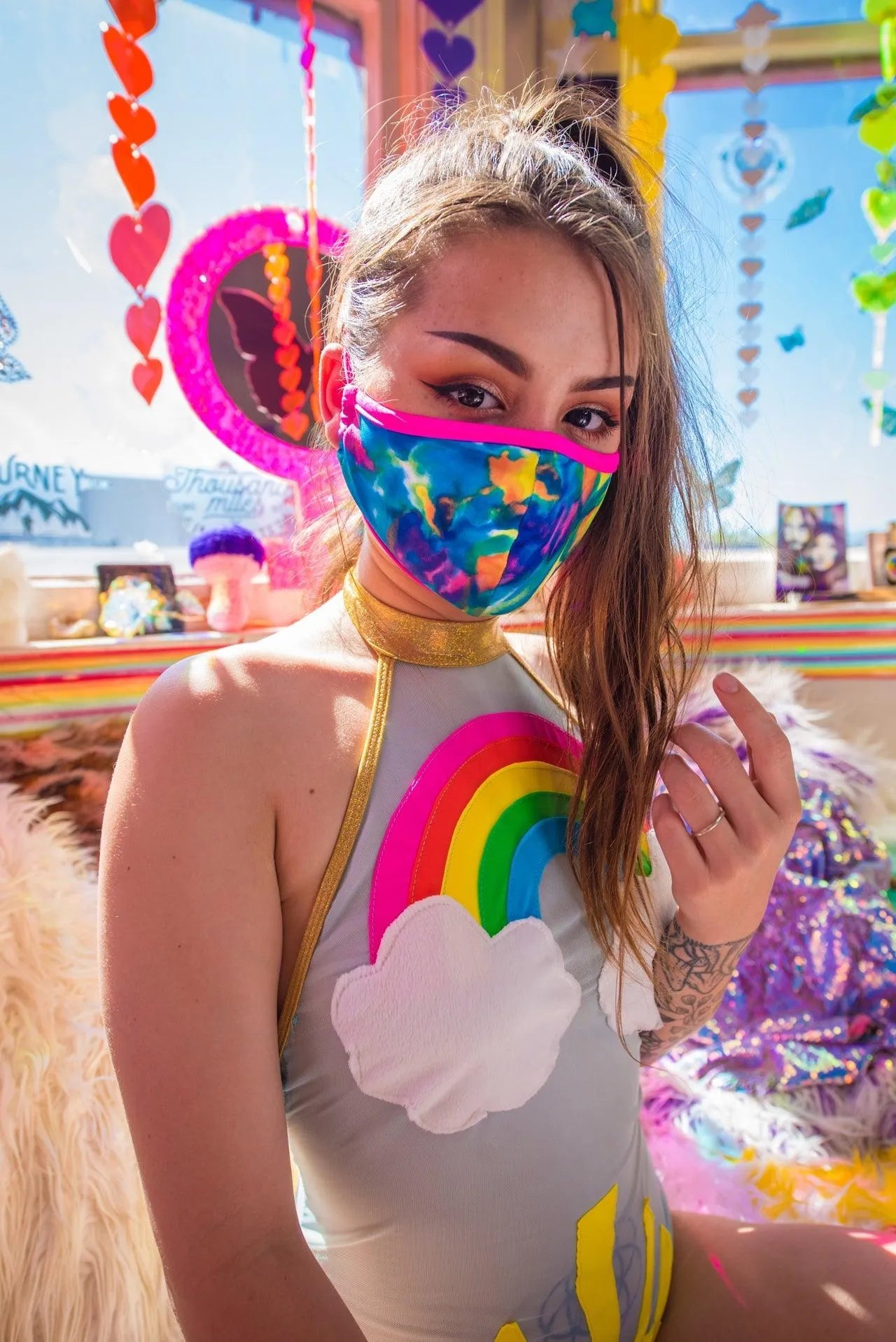 FF554 - Tailored Mask - Take A Peek
