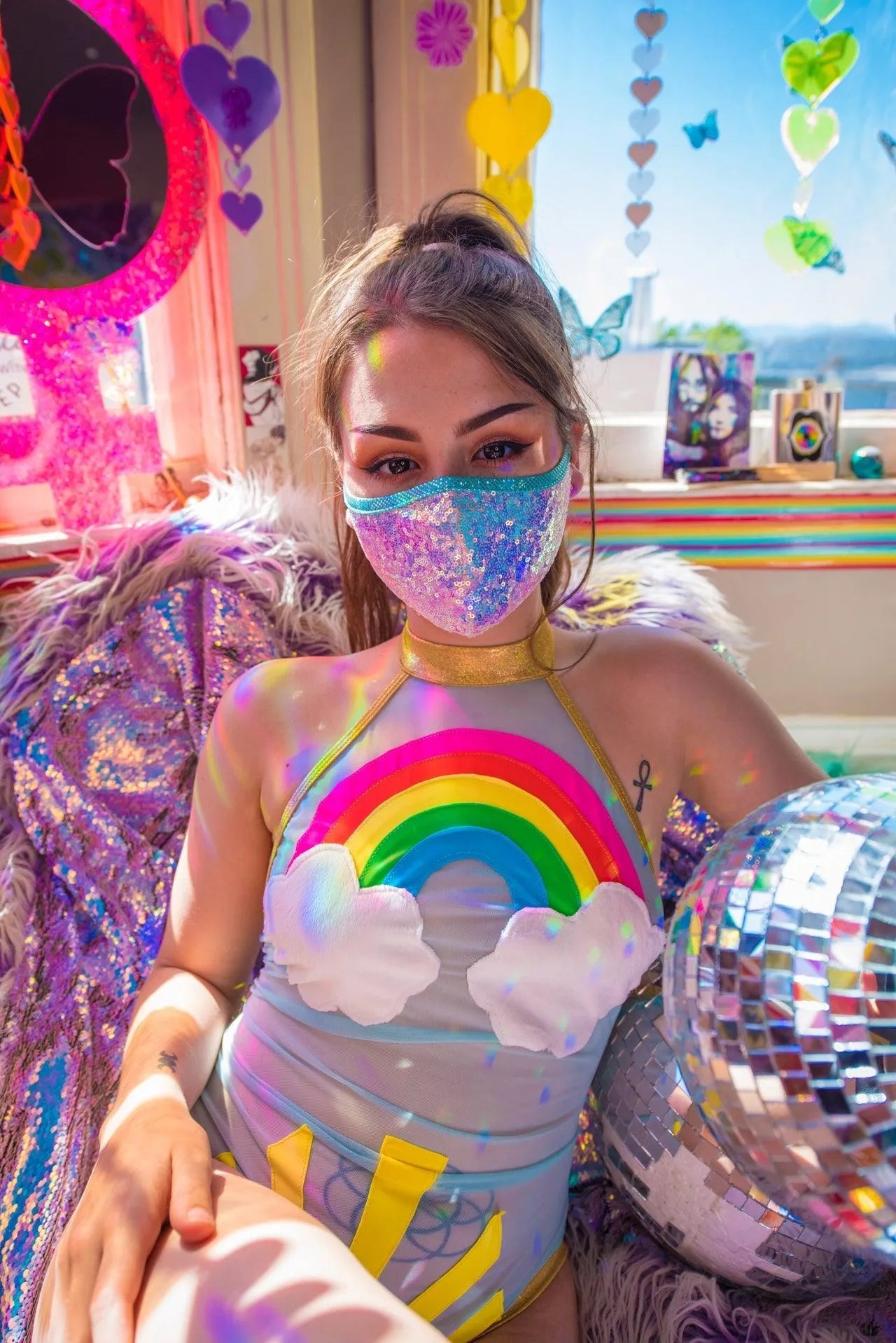 FF556 - Sequin Tailored Mask - Take A Peek